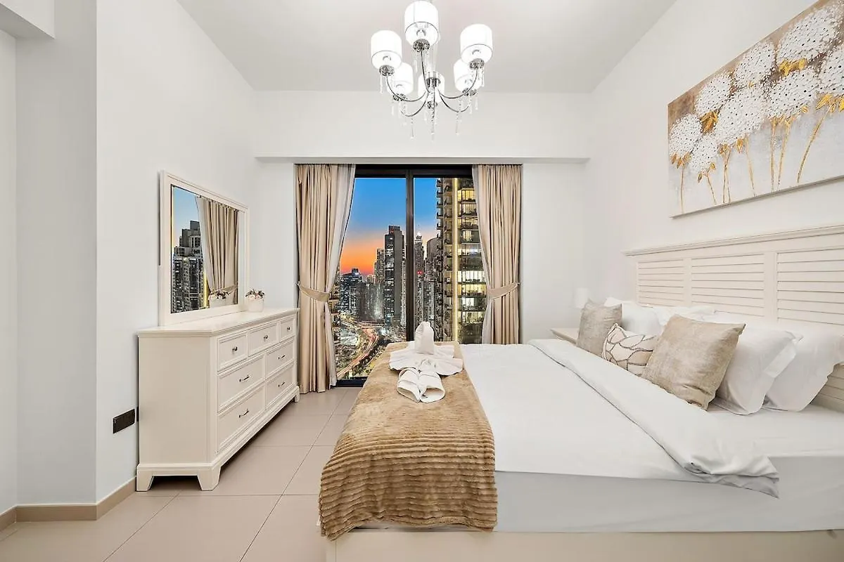 First Class 2Br Mesmerizing Views Dubai Apartment